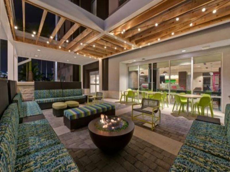 โฮม2 สวีท บาย ฮิลตัน เวสต์ปาล์ม บีช แอร์พอร์ต ฟลอริดา Hotel Cloud Lake ภายนอก รูปภาพ