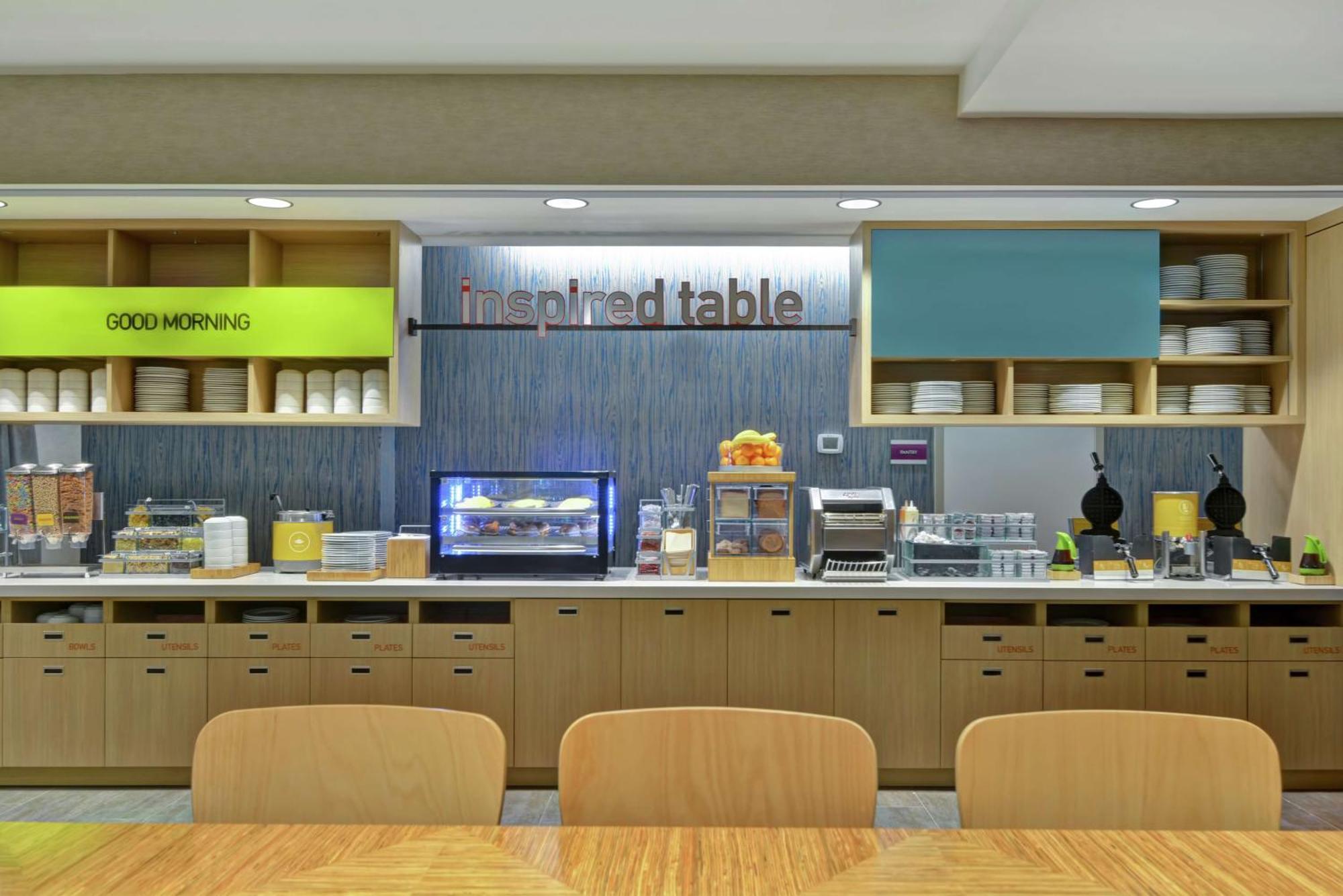 โฮม2 สวีท บาย ฮิลตัน เวสต์ปาล์ม บีช แอร์พอร์ต ฟลอริดา Hotel Cloud Lake ภายนอก รูปภาพ